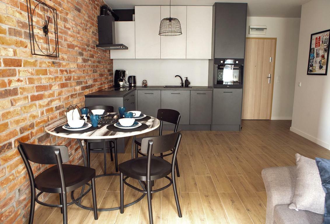 Concept Red Apartment Krakkó Kültér fotó